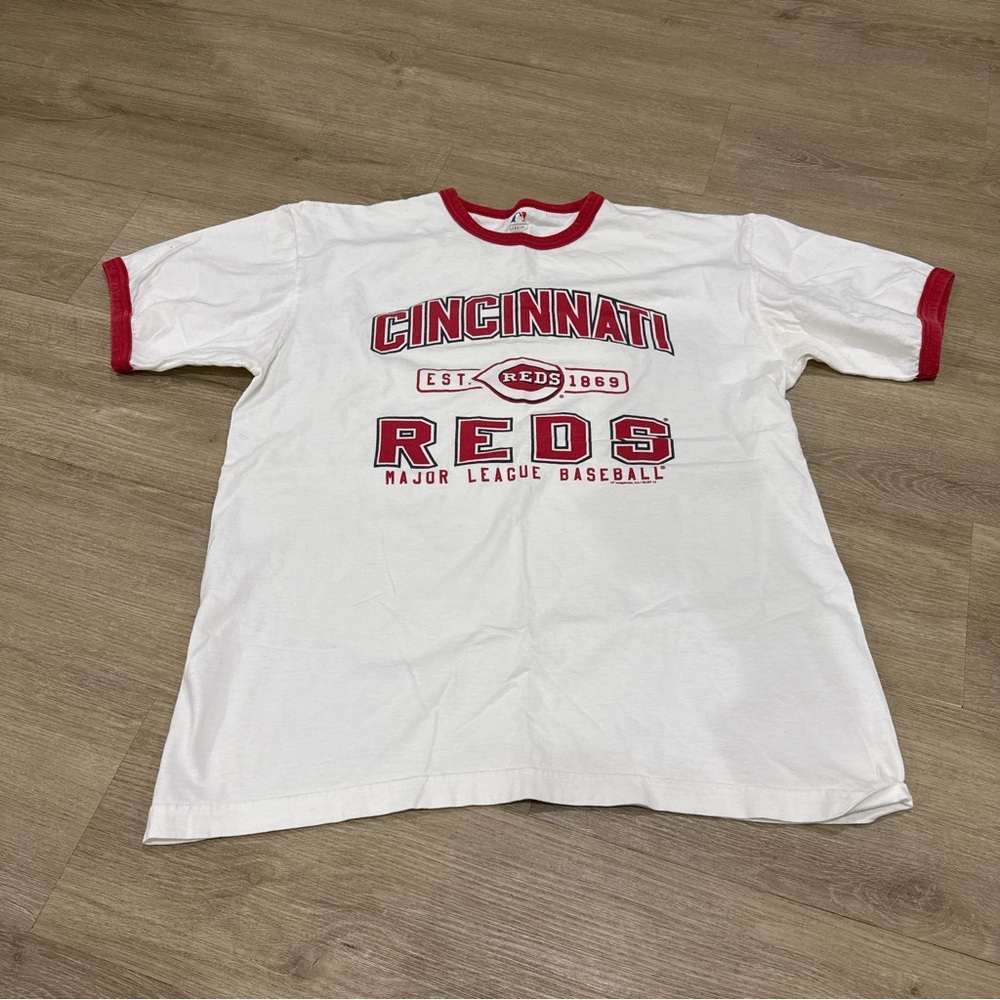 Genuine Merchandise White and Red Cincinnati Reds Tee